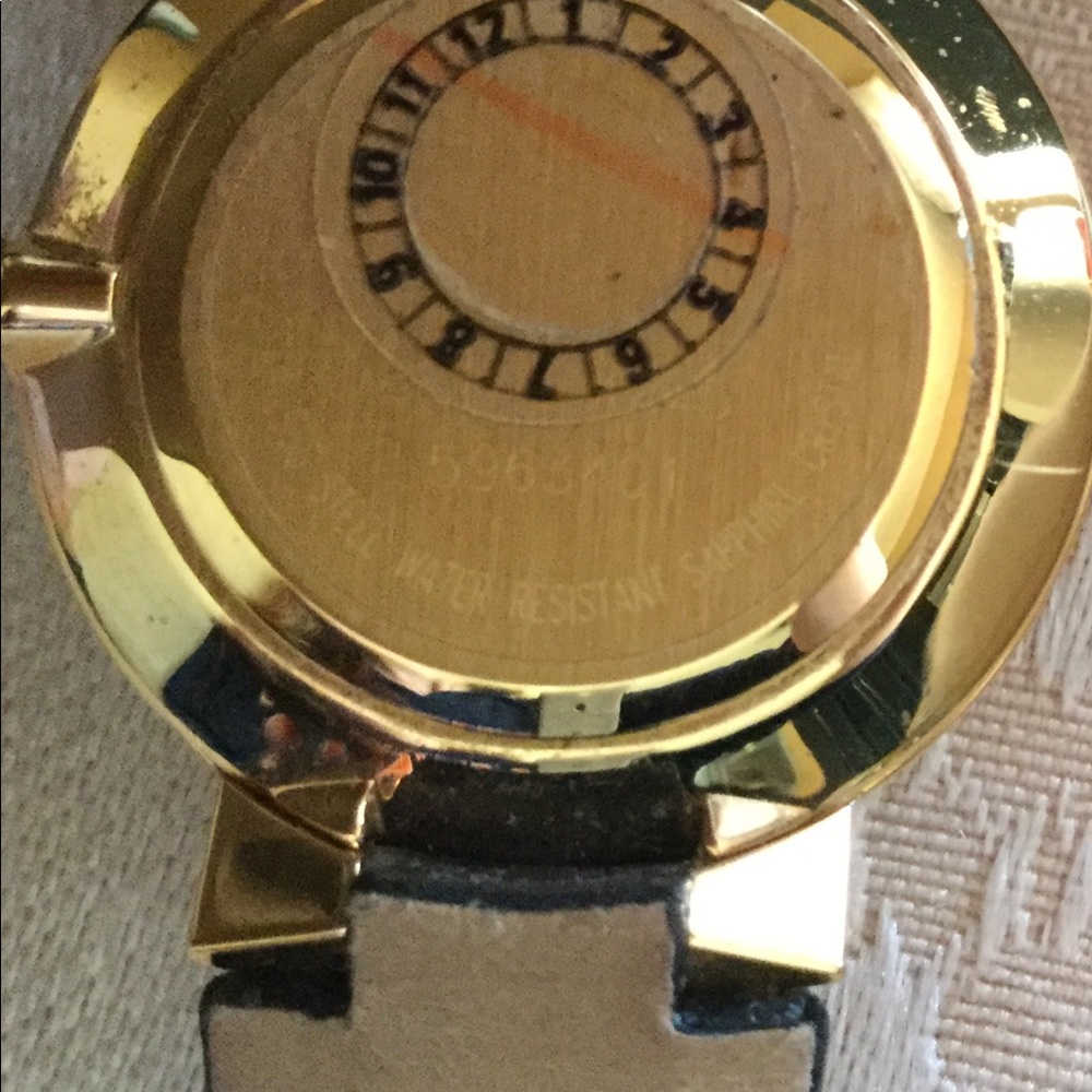 Movado retro museum dial black watch w leather - Picture 6 of 6